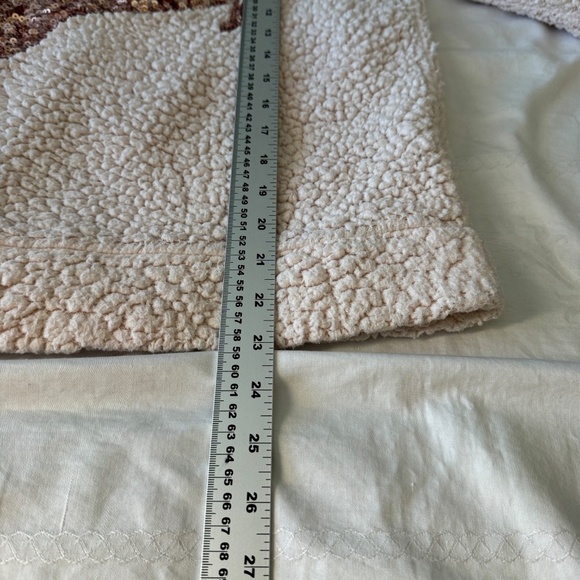 Chance or Fate Women's Light‎ Salmon Pink Sequin Reindeer Sherpa Sweater Top M - Picture 11 of 13